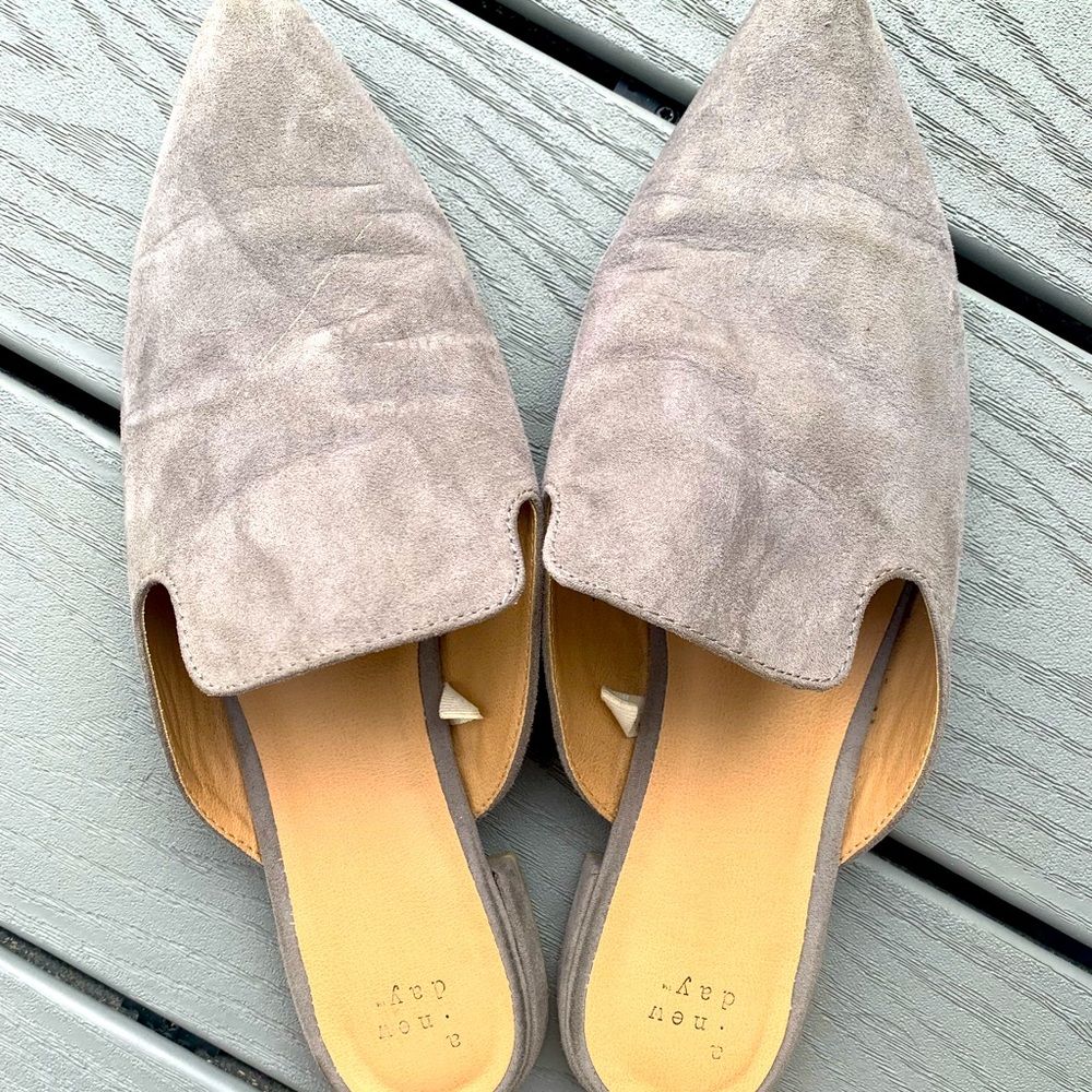 Tan mule flat